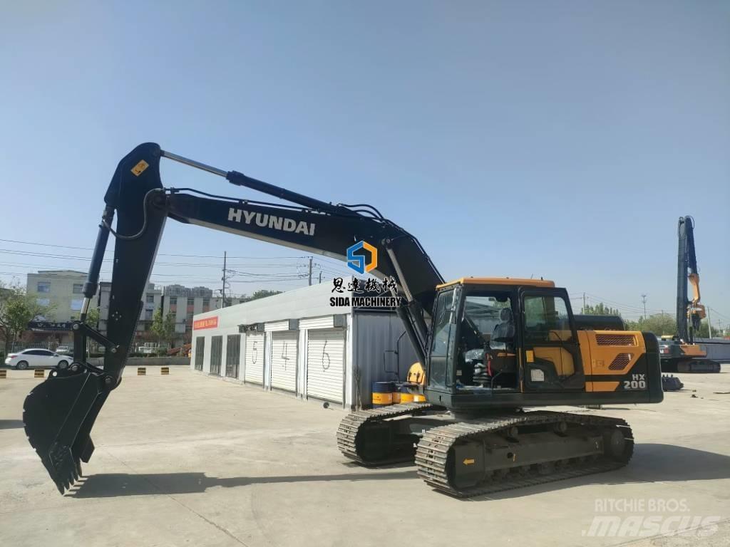 Hyundai HX200N Средни екскаватори 7т - 12т