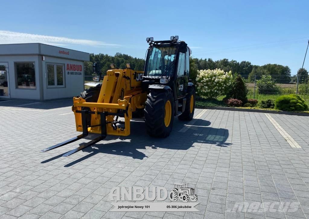 JCB 541-70 Agripro Телескопични челни товарачи
