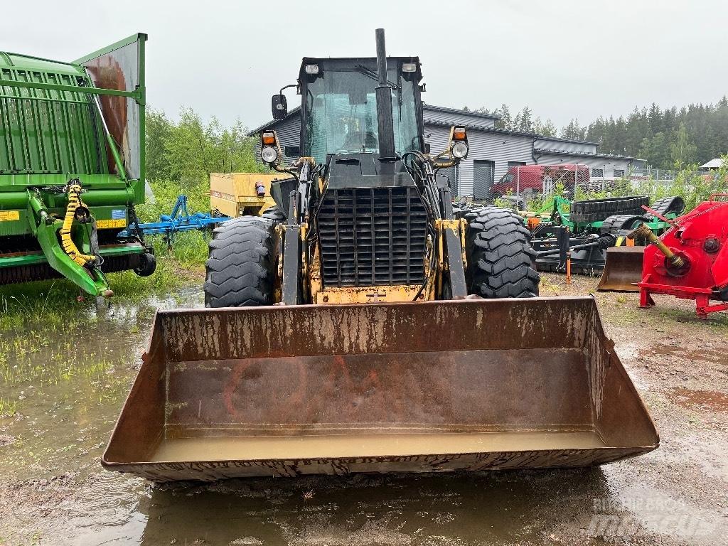 Lännen C10 Колесни екскаватори