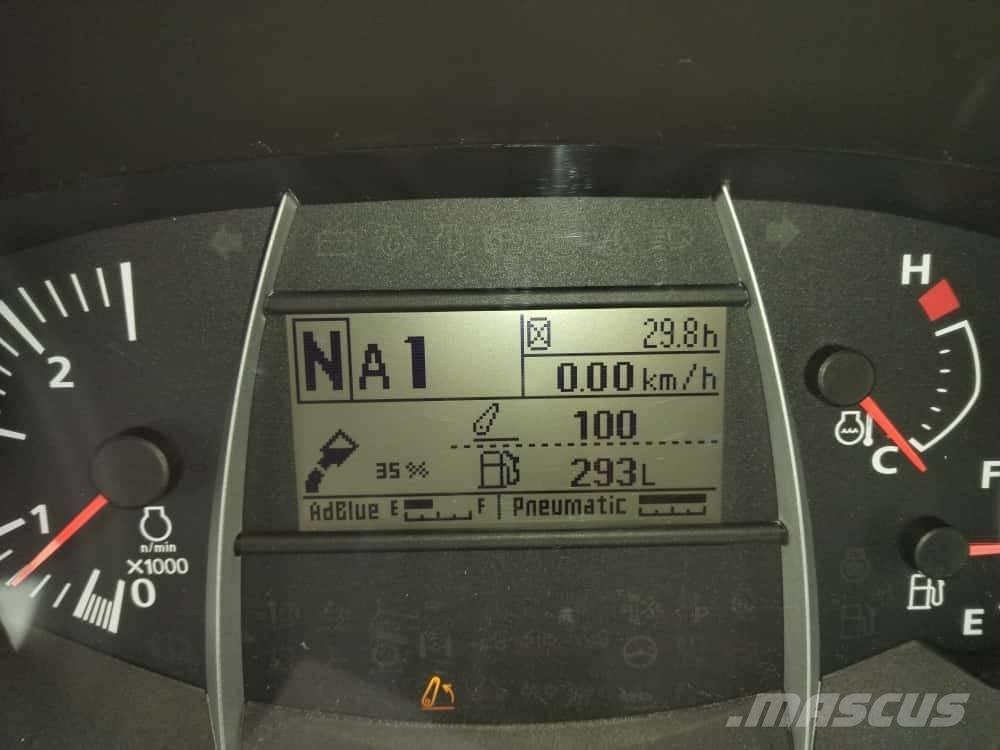 Kubota M 7173 Трактори