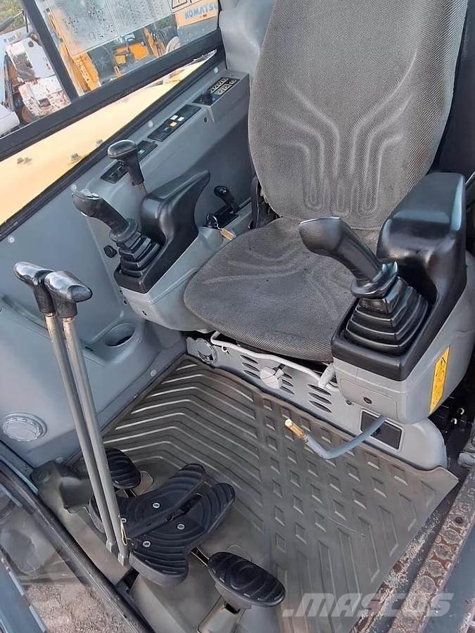Volvo ECR88PLUS Средни екскаватори 7т - 12т