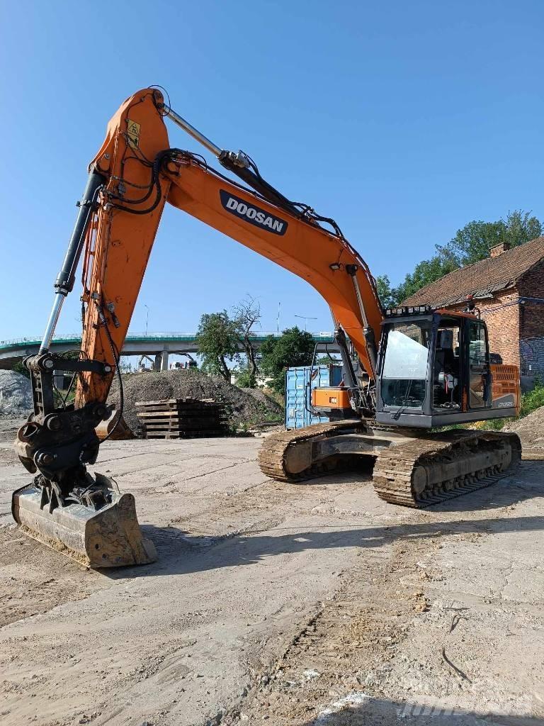 Doosan DX 225 LC-5 Верижен екскаватор