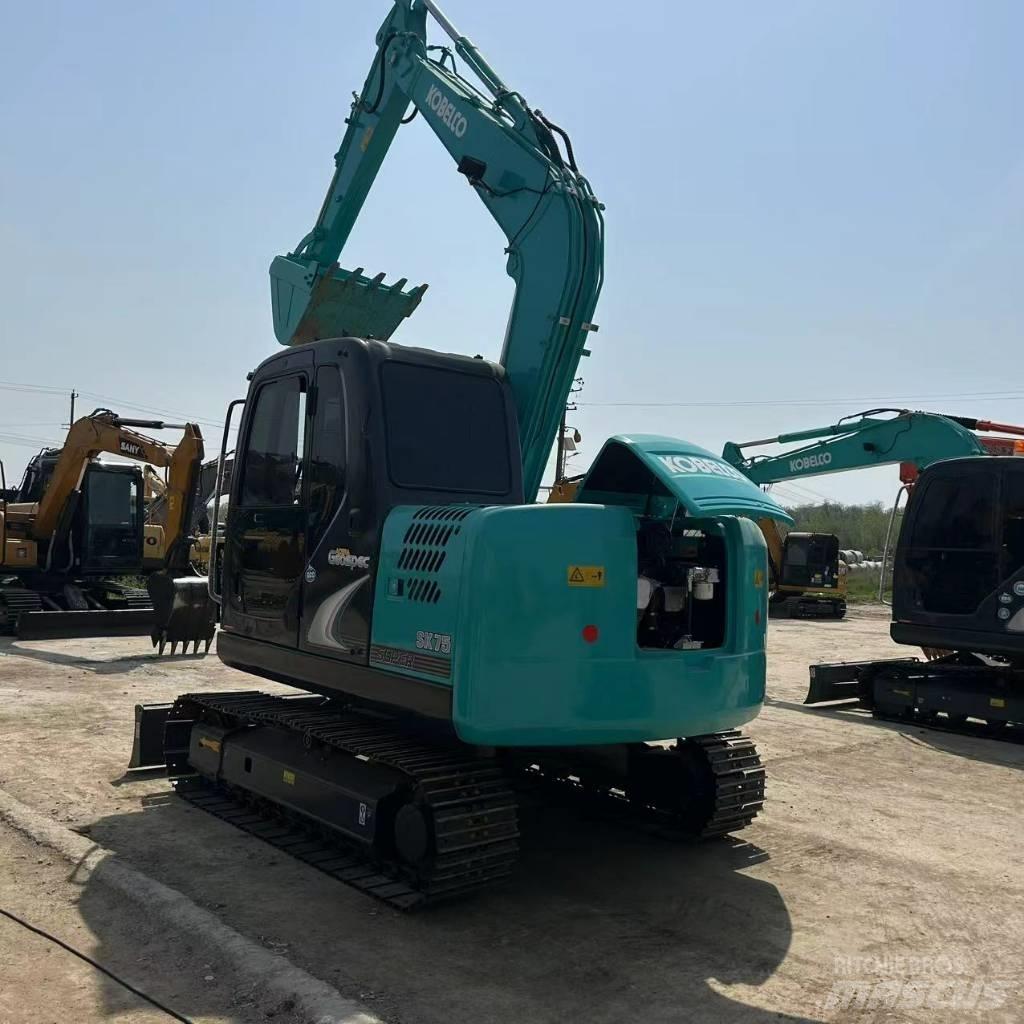 Kobelco 75 Верижен екскаватор