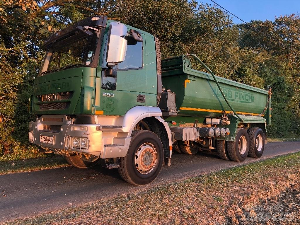 Iveco AD 260 T33 Самосвал
