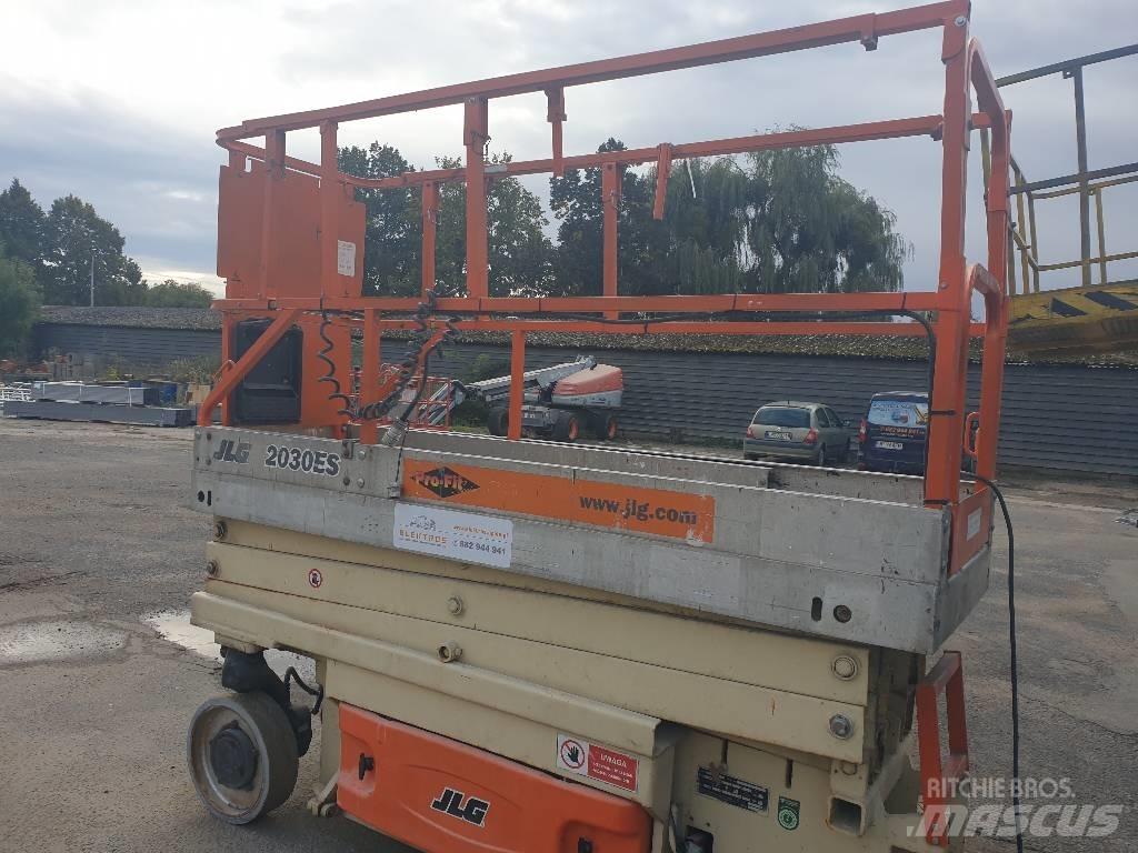 JLG 2030 ES Ножични работни платформи