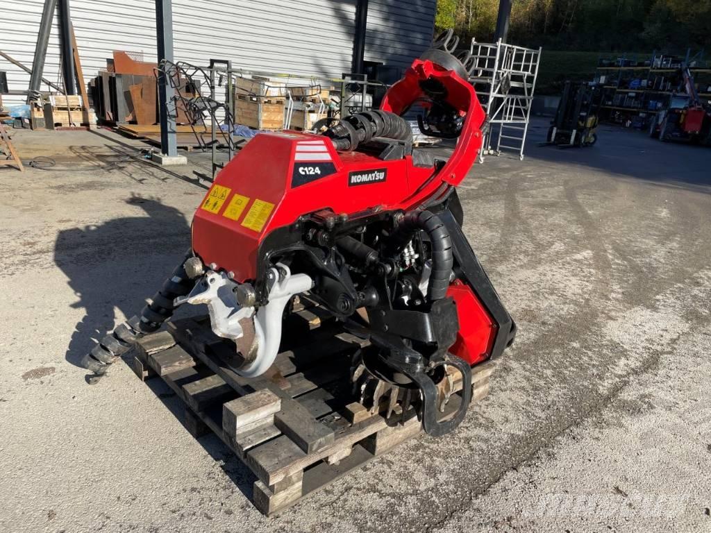 Komatsu C 124 Харвестери