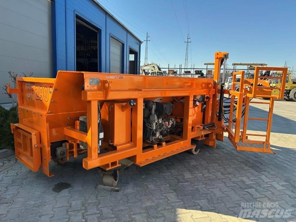 Strassmayr BF 290 Машини за асфалт