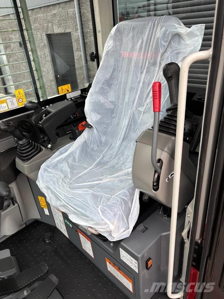Takeuchi TB 280 FR Средни екскаватори 7т - 12т