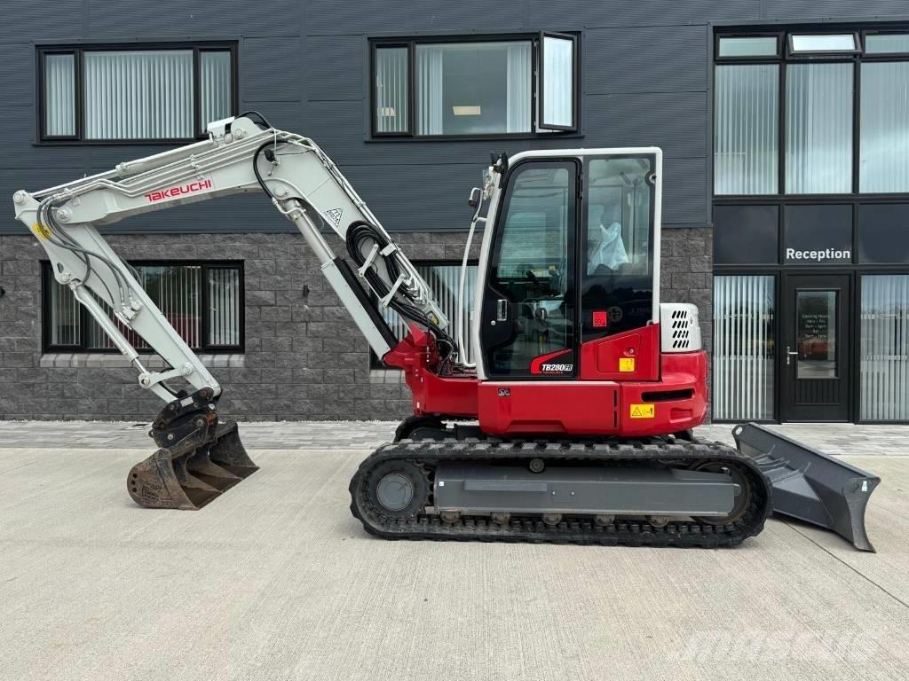 Takeuchi TB 280 FR Средни екскаватори 7т - 12т