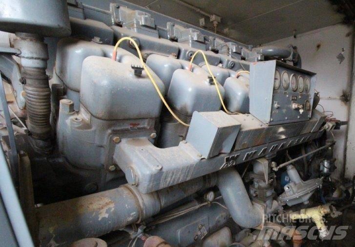 WAUKESHA F817GU Дизелови генератори
