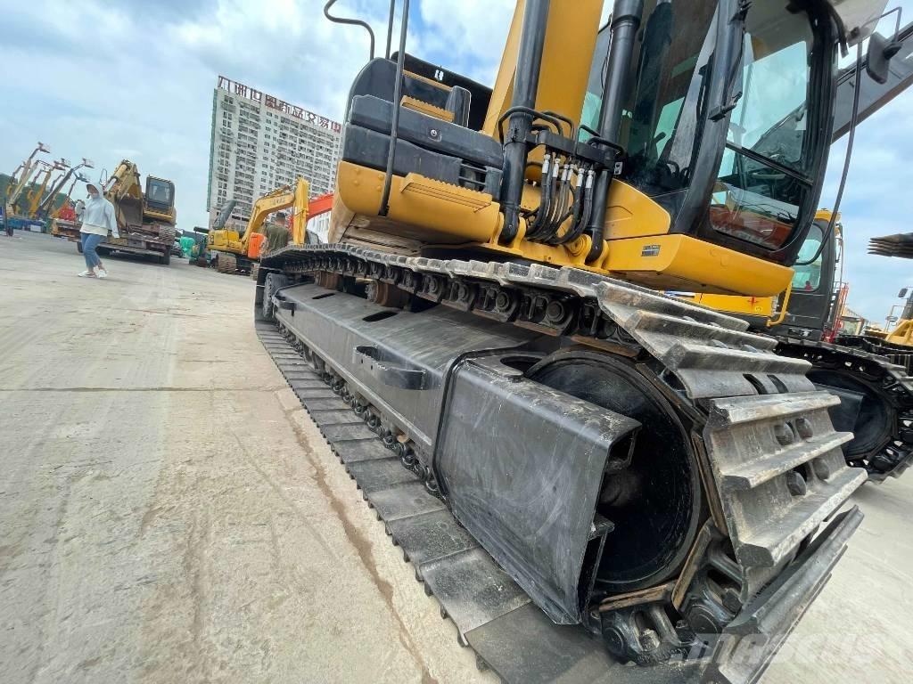 CAT 323 D Верижен екскаватор
