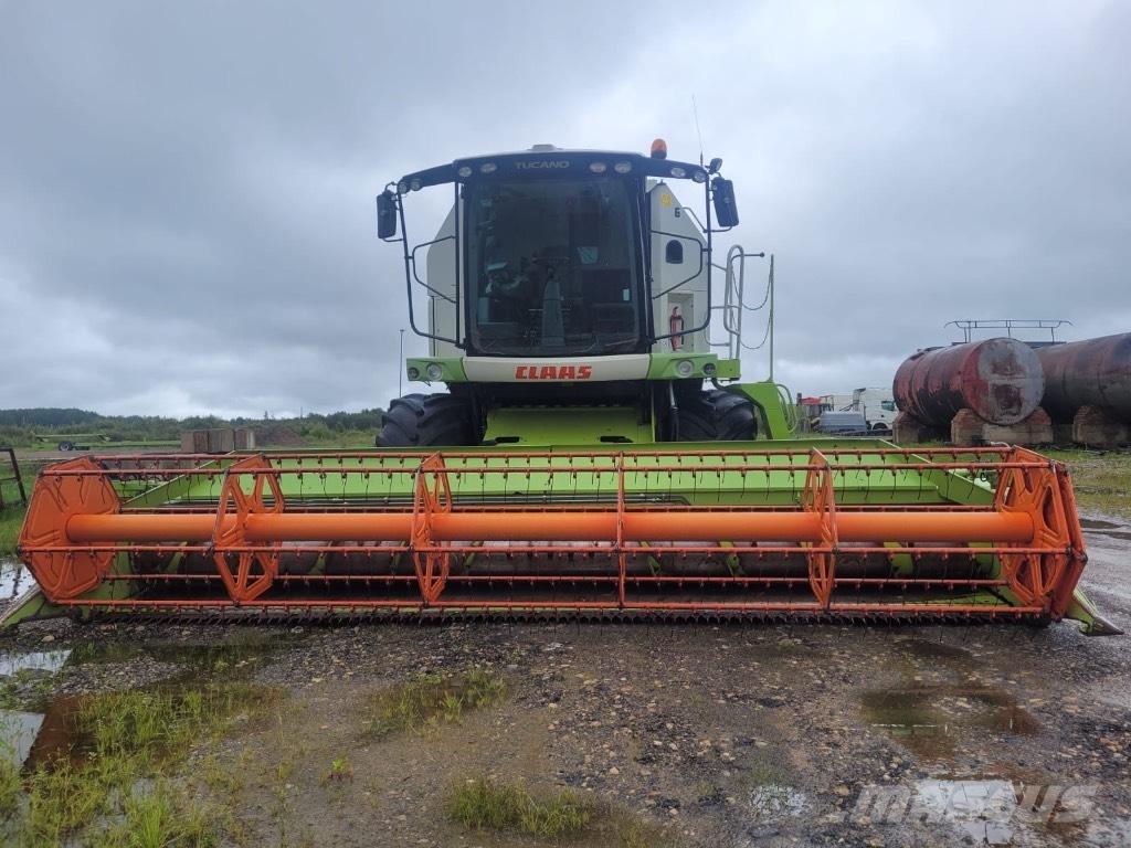 CLAAS Tucano 480 Комбайни