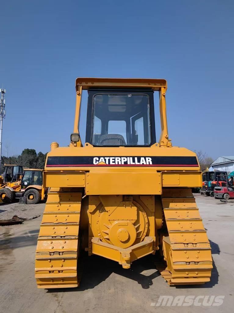 CAT D 6 R Грейдери
