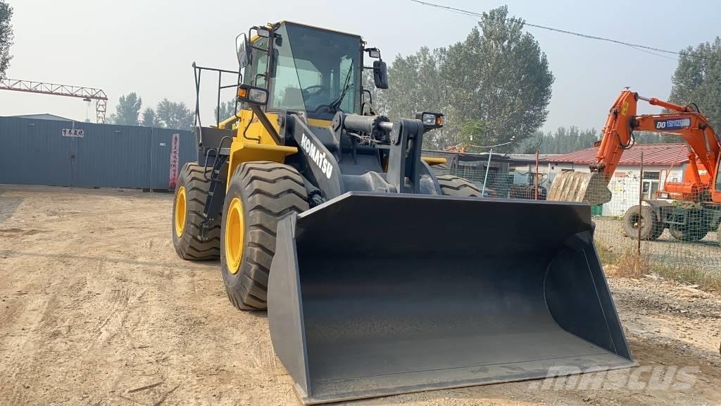 Komatsu WA380 Колесни товарачи