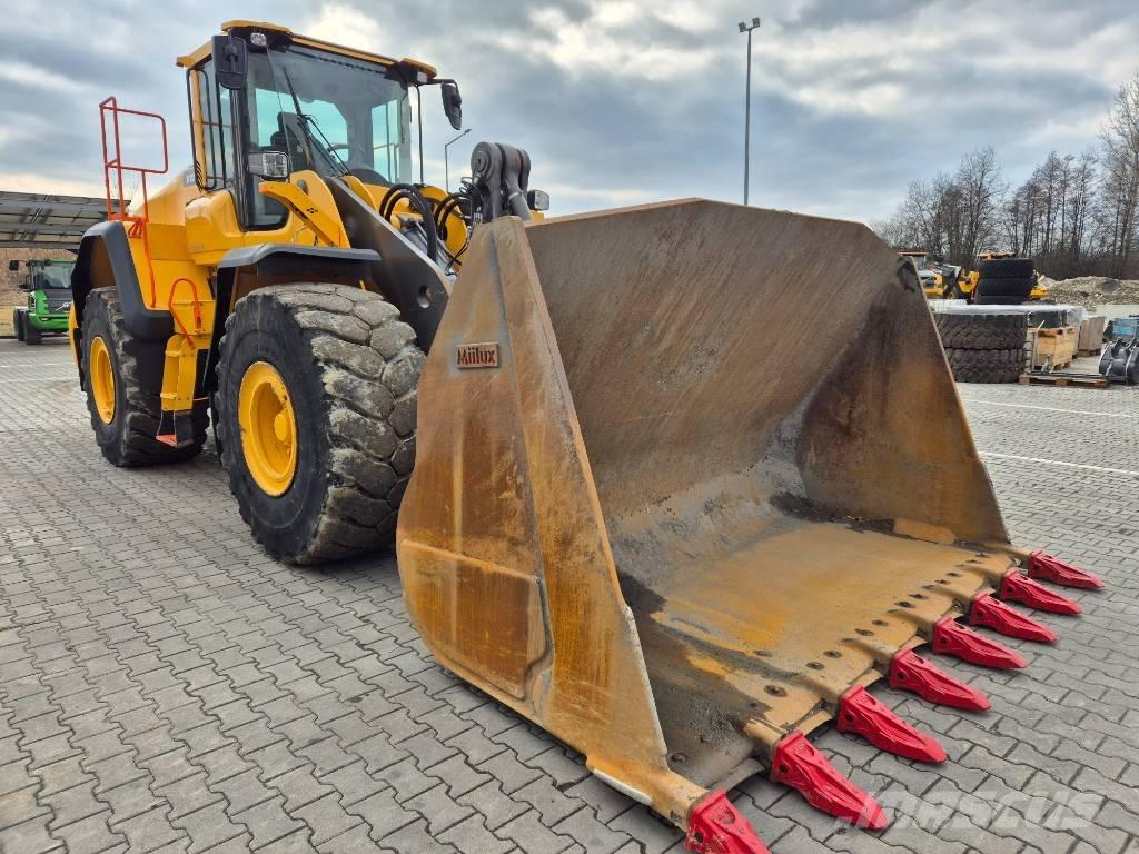 Volvo L 180 H Колесни товарачи