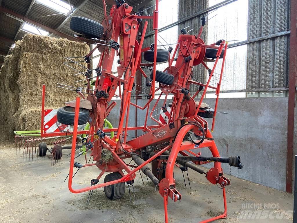 Kuhn GF8702 Гребла и сенообръщачки