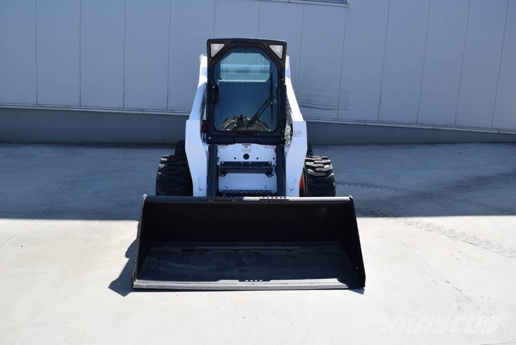 Bobcat S 300 Мини товарачи
