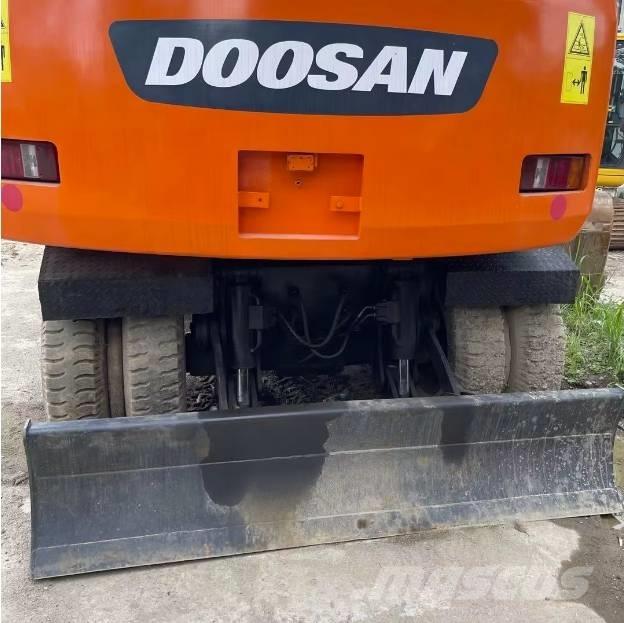 Doosan DH150W-7 Колесни екскаватори