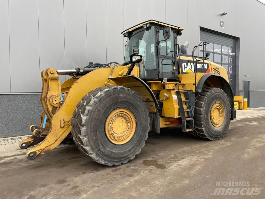 CAT 980 M Колесни товарачи