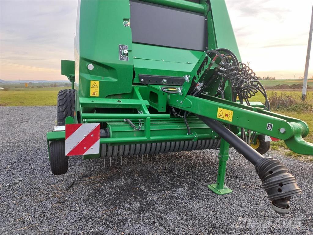 John Deere V461M Сламопреси за кръгли бали
