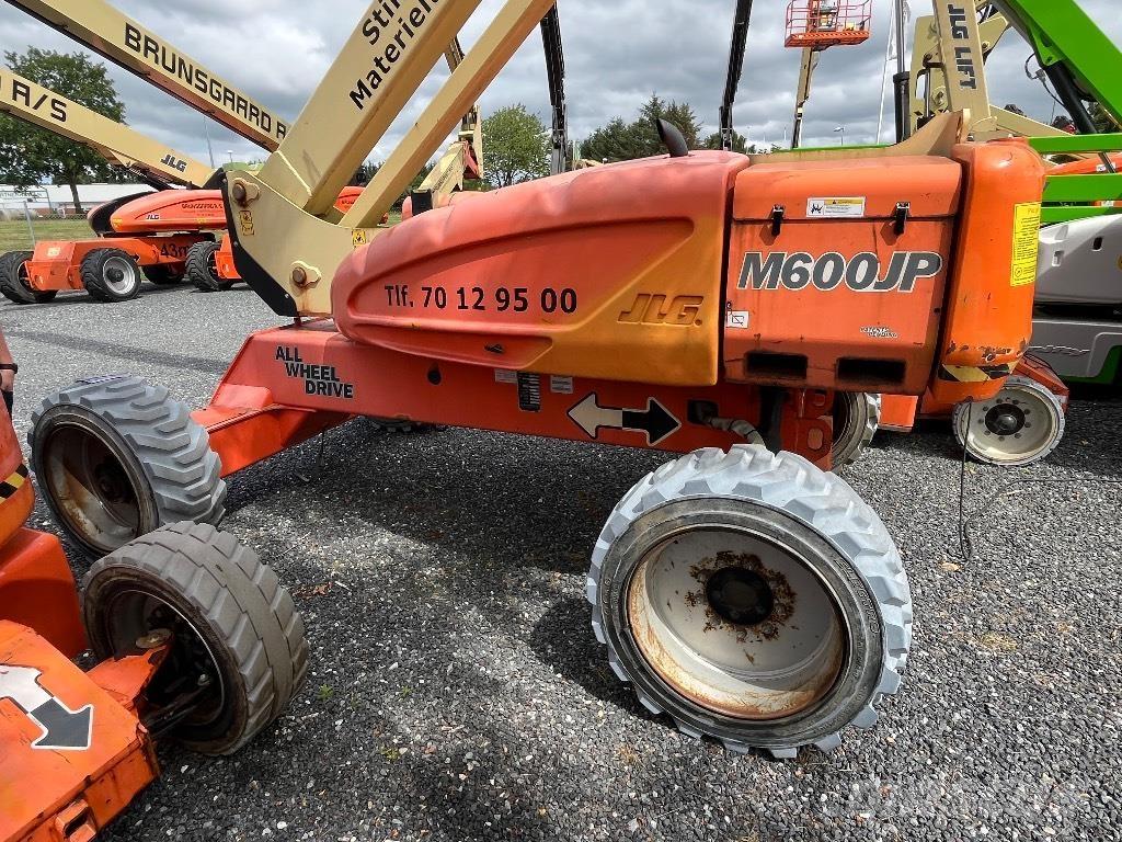 JLG M 600 JP Телескопични повдигачи

