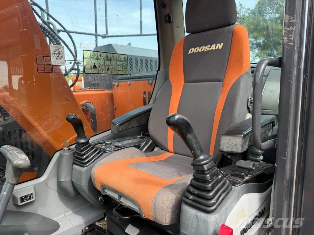 Doosan DX 140 LCR-5 Верижен екскаватор