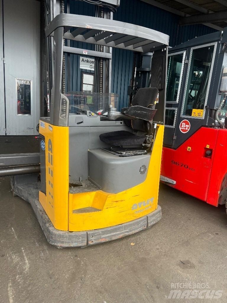 Atlet UFS250 Повдигач с движение в 4 посоки