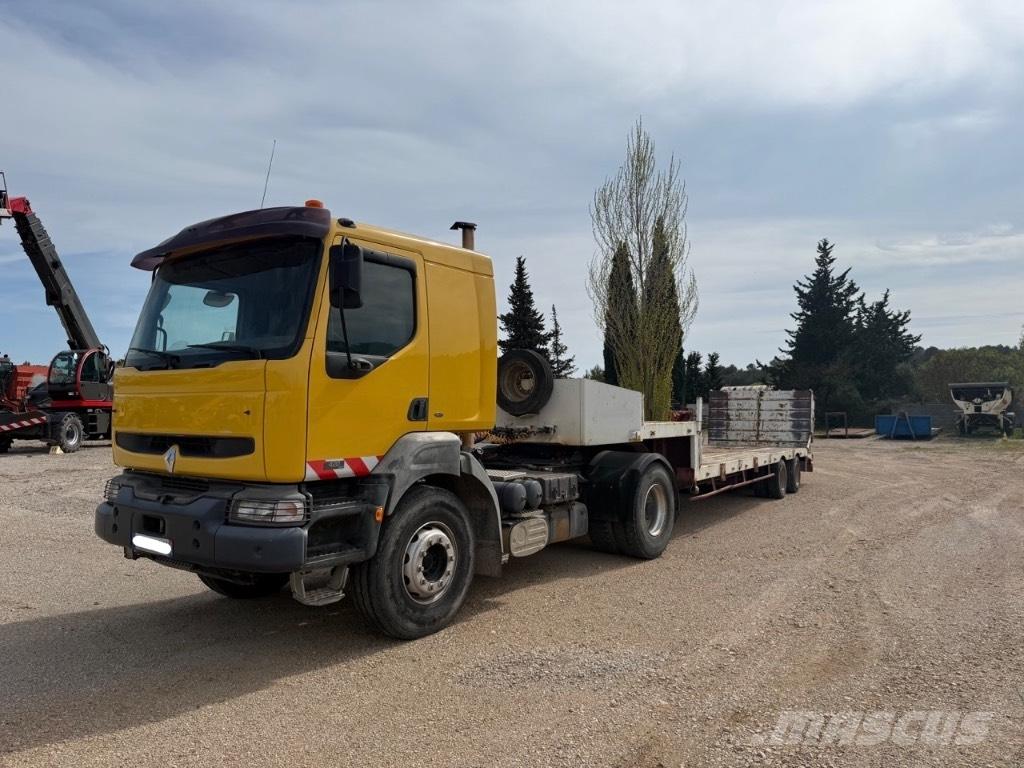 Renault Kerax Полуремаркета за превоз на автомобили
