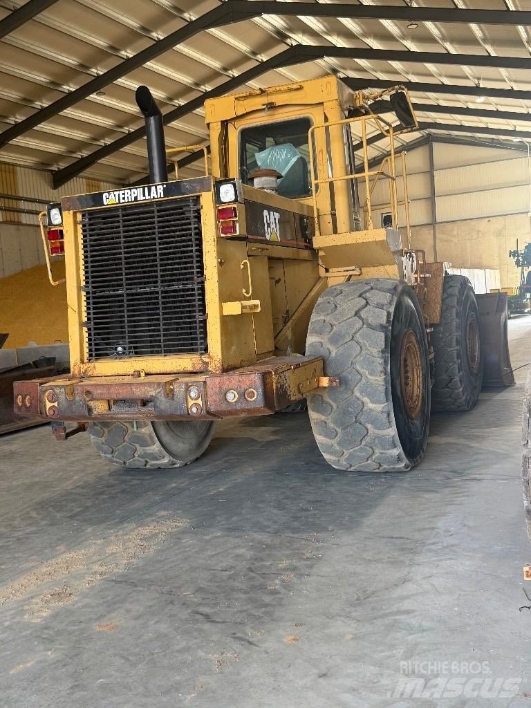 CAT 980 F Колесни товарачи