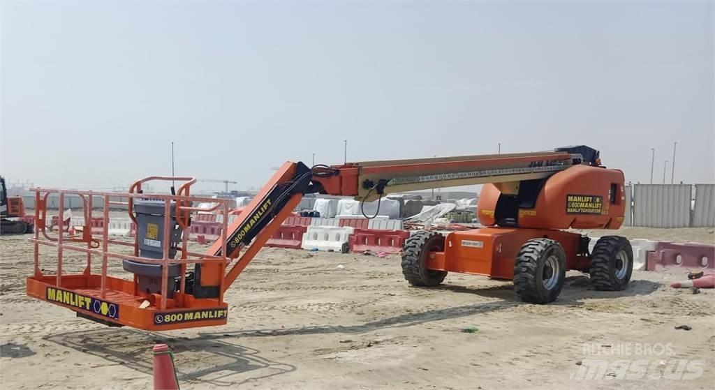 JLG 660SJ Телескопични повдигачи
