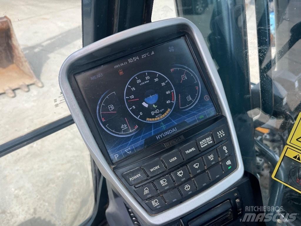 Hyundai HX220AL Верижен екскаватор