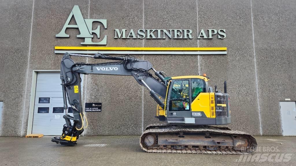 Volvo ECR 235 E L Верижен екскаватор