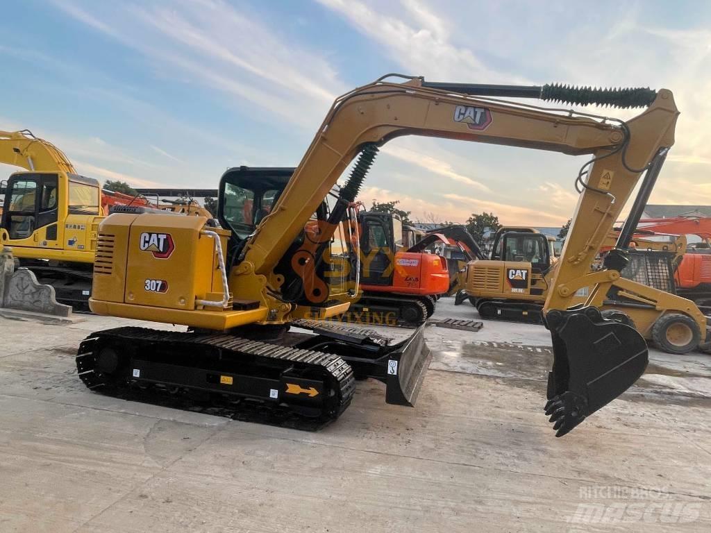 CAT 307 E Средни екскаватори 7т - 12т