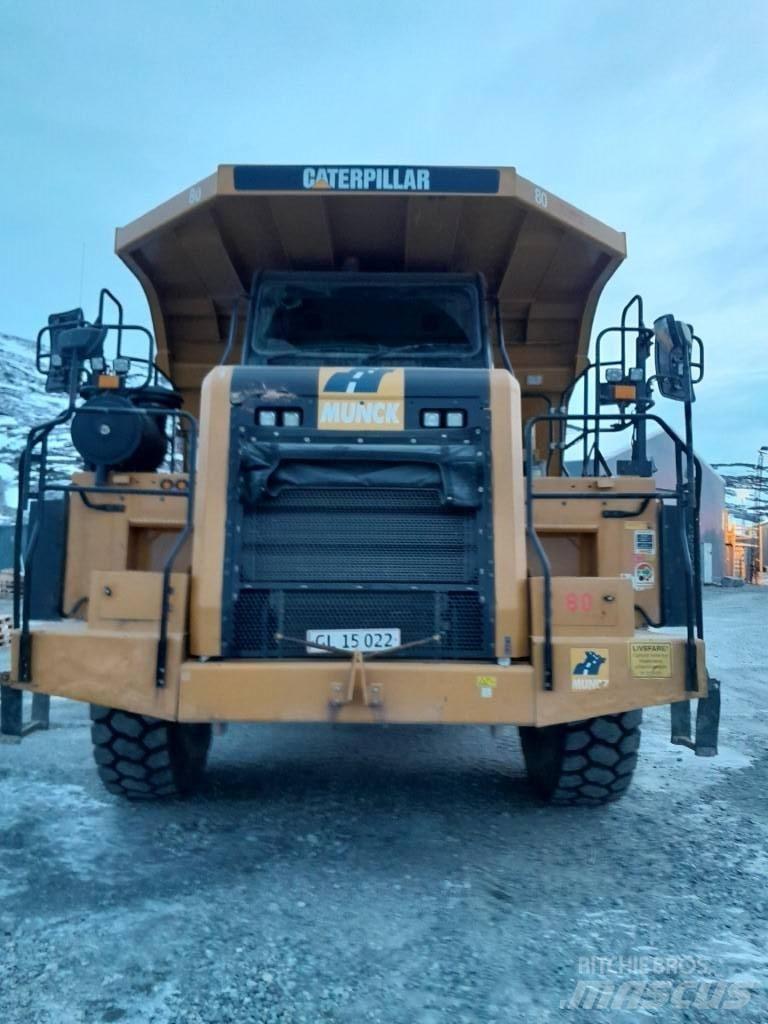 CAT 772G Странични самосвали