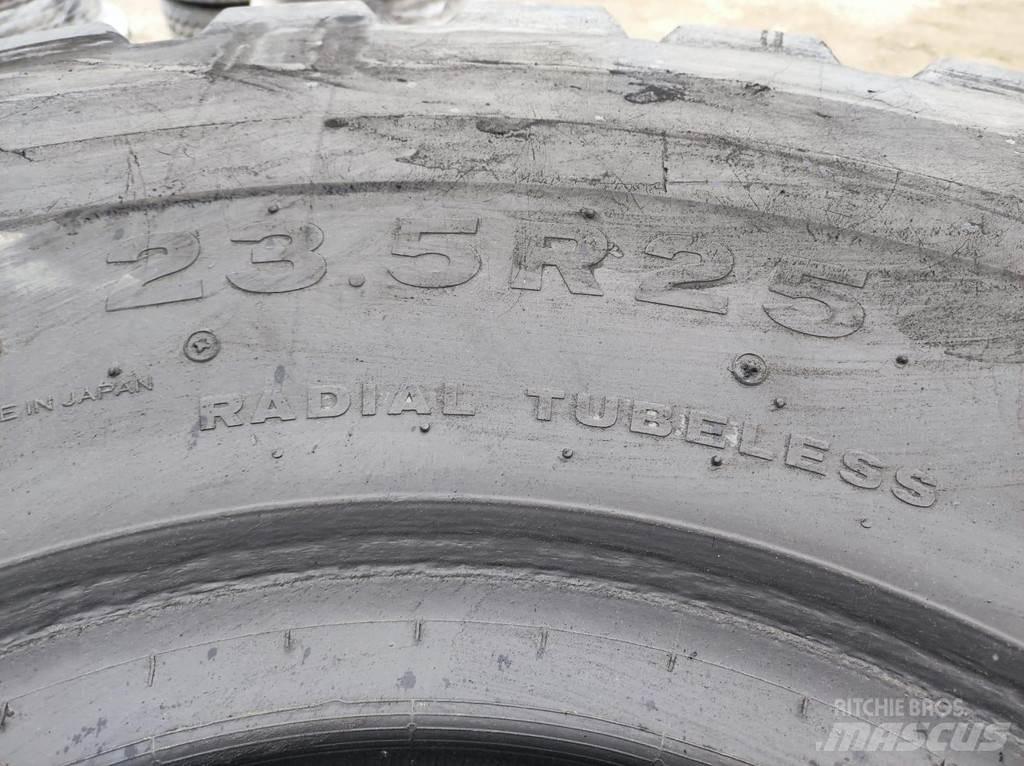  23.5 R25 tires Гуми