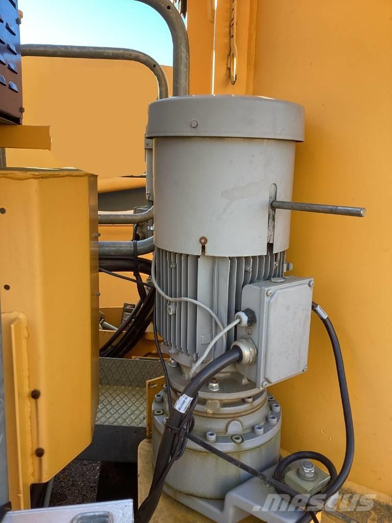 Potain MDT248-J10 Мачтови кранове