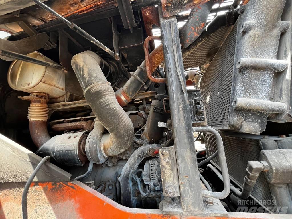 Hitachi ZW 310 Колесни товарачи