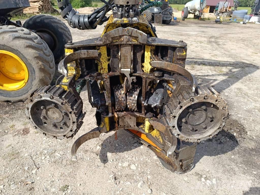 John Deere 1270 D Харвестери