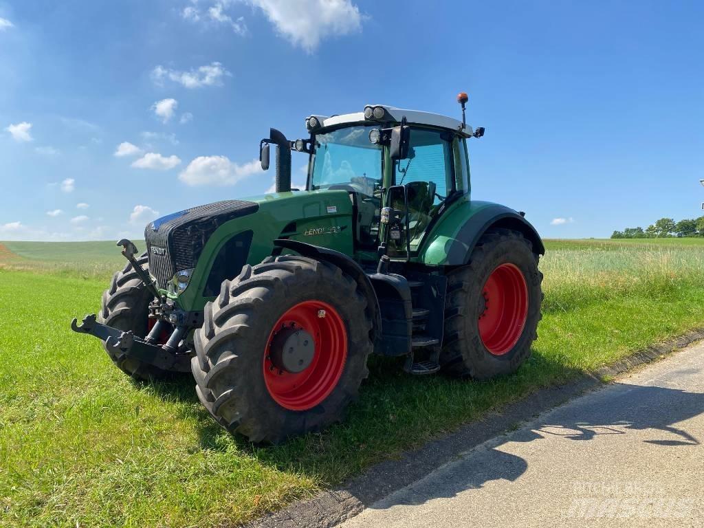 Fendt 933 Vario Трактори