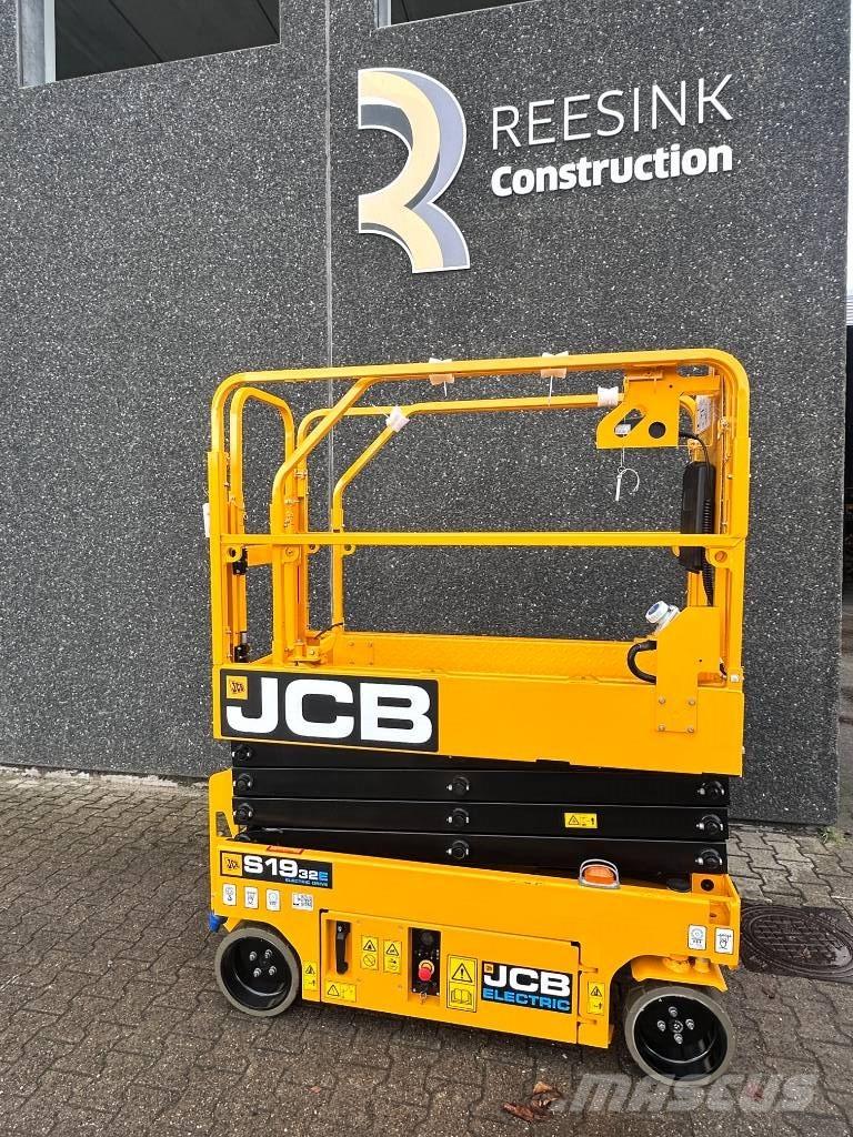 JCB 1932e Ножични работни платформи