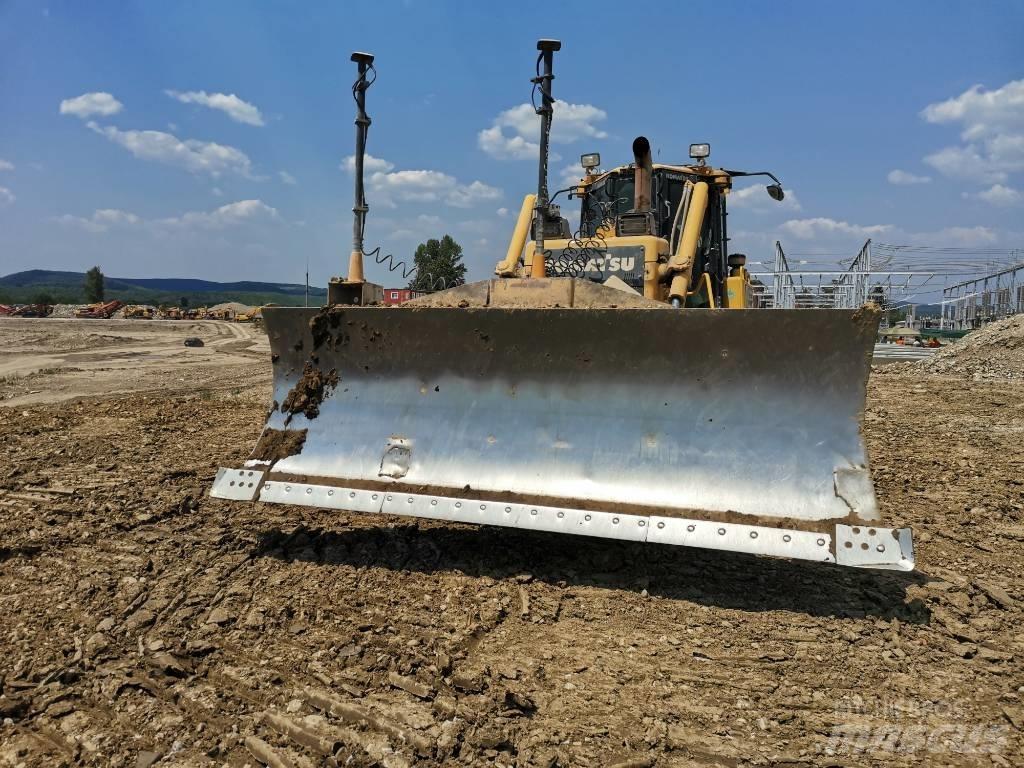 Komatsu D 65 PX-17 Верижни булдозери
