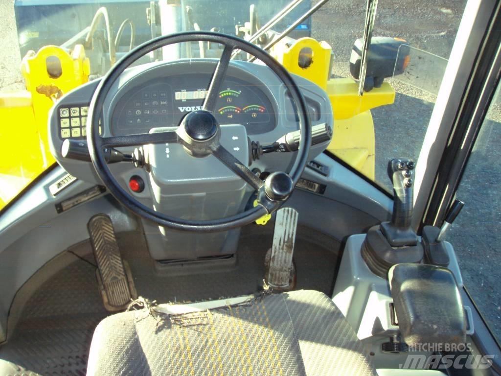 Volvo L 30 Колесни товарачи