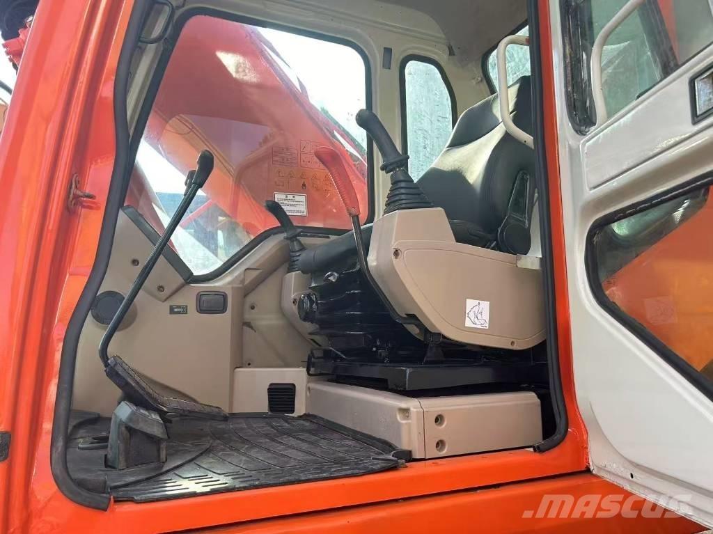 Doosan DH 225 LC-7 Верижен екскаватор