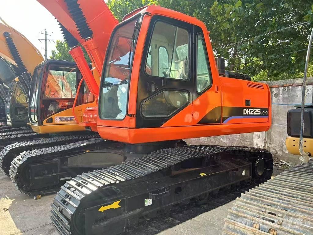 Doosan DH 225 LC-7 Верижен екскаватор