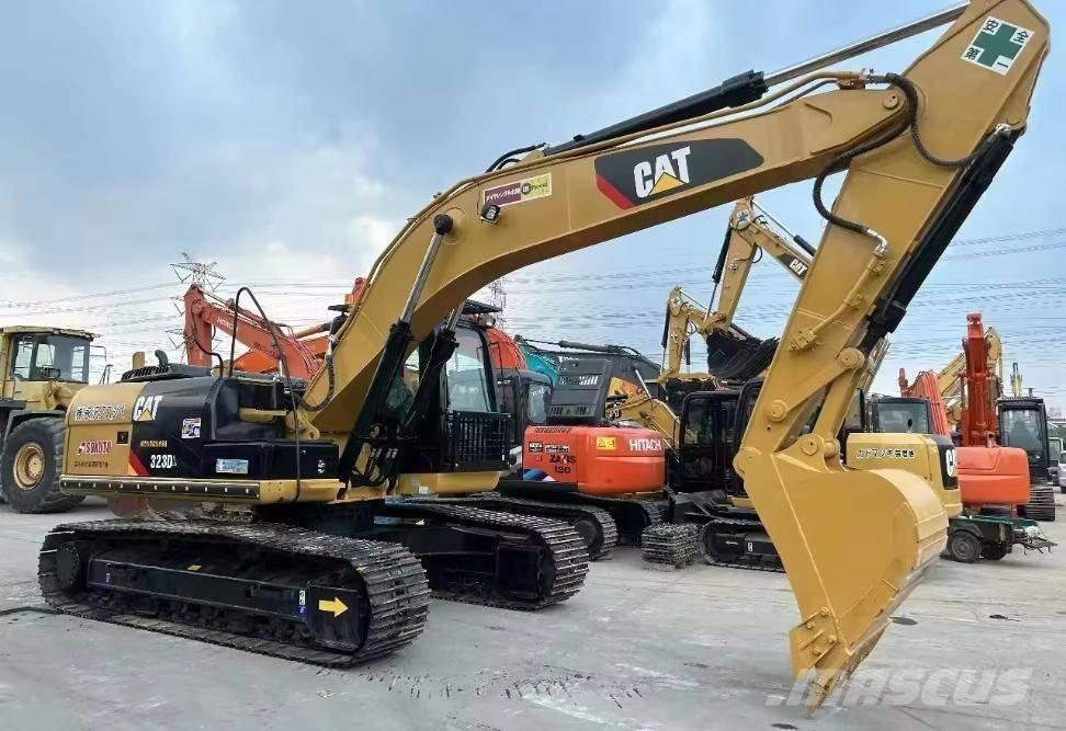 CAT 323 D L Верижен екскаватор