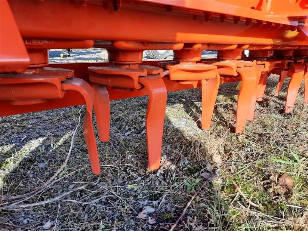 Kuhn HRB 303 D Брани и ротационни рали