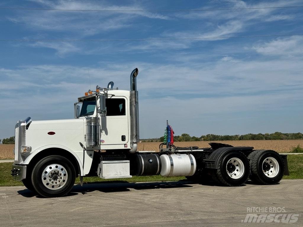 Peterbilt 388 Влекачи