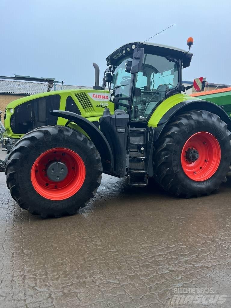 CLAAS Axion 930 Трактори