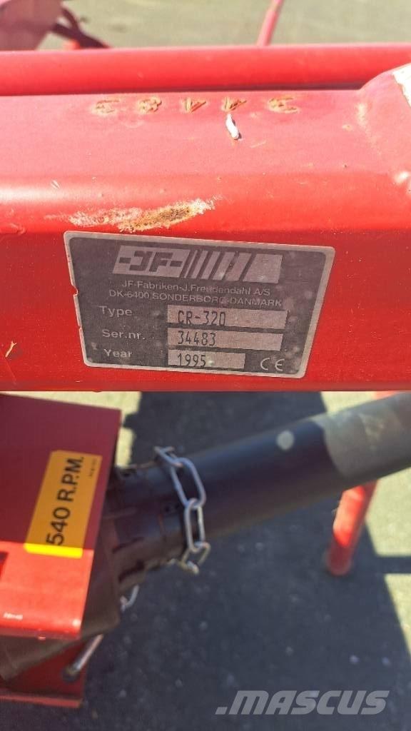 JF CR 320 Гребла и сенообръщачки