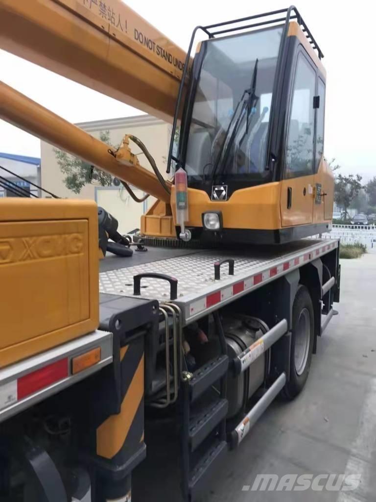 XCMG QY50K Всъдеходни кранове